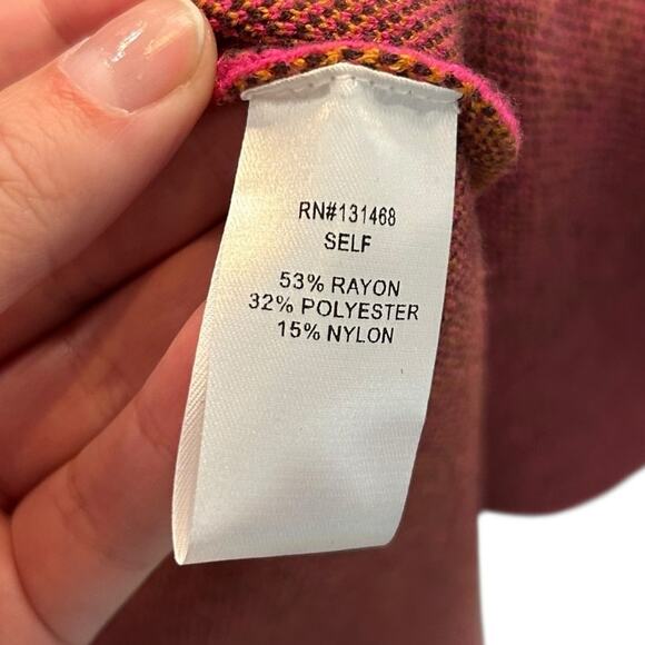 Fate Hot Pink Leaping Cheetah Print Long Sleeve Pullover Sweater Womens Small - Picture 4 of 6